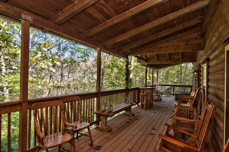 Poconos Vacation Rentals: Luxury Getaways and Year-Round Escapes