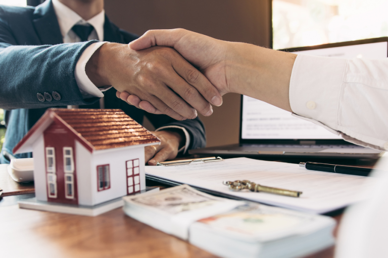 The Benefits of Hiring Professional Real Estate Agents